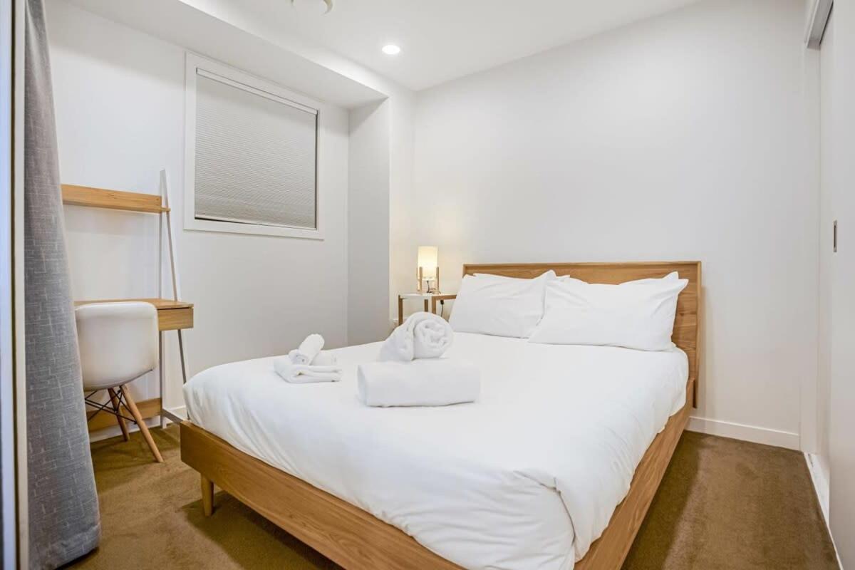Cosy Two Bedroom Apartment With Balcony Pool And Gym Auckland Exterior foto